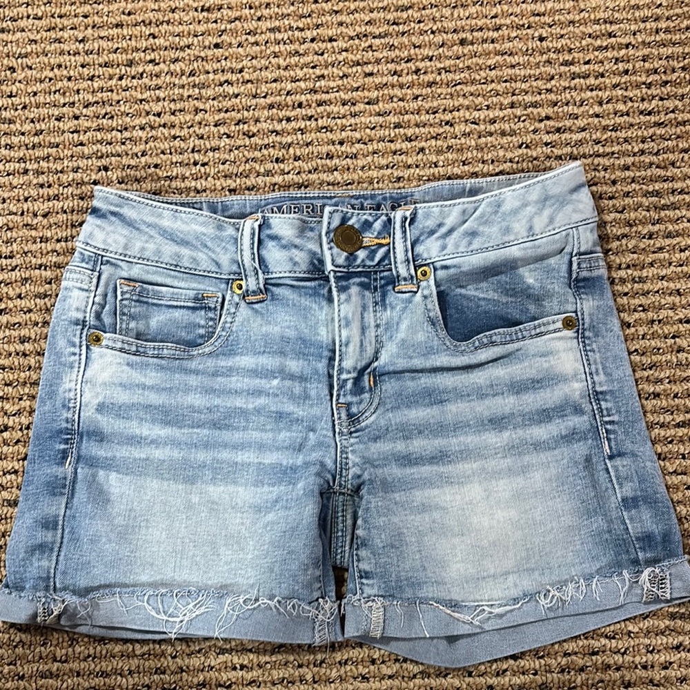American Eagle Outfitters Blue Jean Shorts Distressed Cut-Off Style